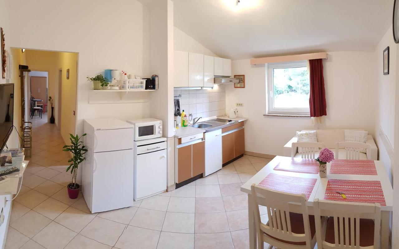 Apartments Lori Porec Luaran gambar
